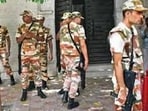 On May 23, around 50 ITBP personnel arrived at the Kanpur police commissionerate in over a dozen vehicles in support of constable Vikas Singh whose mother lost her right arm allegedly due to medical negligence. (File)