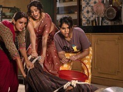 Madhuri Dixit Maa Behen on Netflix: 'ధక్ ధక్' గర్ల్ కొత్త హంగామా.. కామెడీ చాలా కష్టమంటున్న మాధురి.. నెట్‌ఫ్లిక్స్ మూవీ