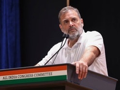 ఫోన్లతో సీబీఎస్‌ఈ జవాబు పత్రాల స్కానింగ్: రాహుల్ గాంధీ సంచలన ఆరోపణలు