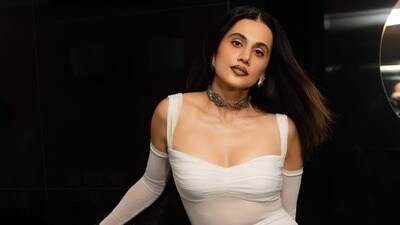 ఫ్లాట్ బెల్లీ కోసం శరీరాన్ని హింసించానని తాప్సీ సంచలన కామెంట్లు ఫ్లాట్ బెల్లీ కోసం శరీరాన్ని హింసించానని తాప్సీ సంచలన కామెంట్లు