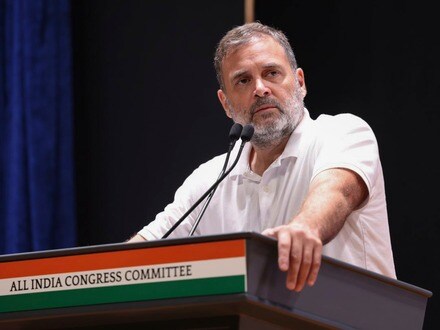 ఫోన్లతో సీబీఎస్‌ఈ జవాబు పత్రాల స్కానింగ్: రాహుల్ గాంధీ సంచలన ఆరోపణలు