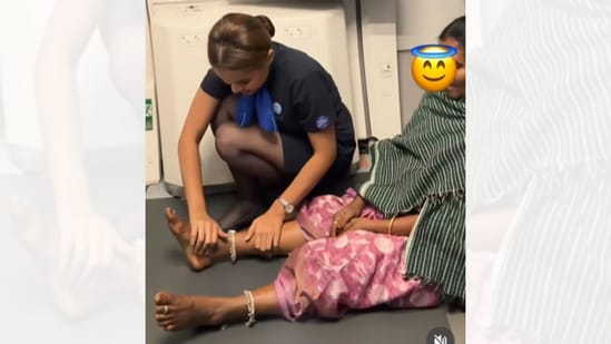 An IndiGo flight attendant helped a passenger by massaging her legs mid-flight (Instagram/@jenifarvu)