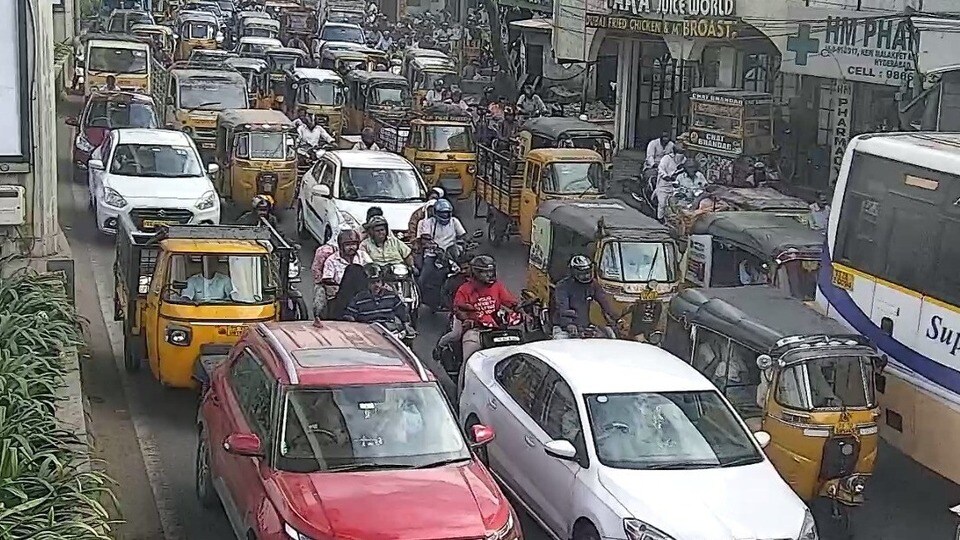 ట్రాఫిక్ ఆంక్షలు