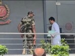 Aam Aadmi Party (AAP) MLA Raman Arora arriving at the Enforcement Directorate’s regional office in Jalandhar on Tuesday. (HT Photo)