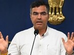 Delhi Water minister Parvesh Verma addresses a press conference on water problems in New Delhi on Tuesday. (Arvind Yadav/HT Photo) Delhi Water minister Parvesh Verma addresses a press conference on water problems in New Delhi on Tuesday. (Arvind Yadav/HT Photo)