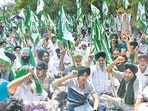 Farmers’ unions protesting at the Mohali- Chandigarh border on Monday. (Sanjeev Sharma/HT)