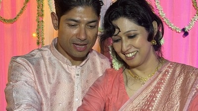 বৈধব্য যন্ত্রণা ভুলে নতুন জীবনের পথে পা বুদ্ধদেব দাশগুপ্তর স্ত্রী সোহিনীর, বাগদান সারলেন, হবু বরকে চিনুন