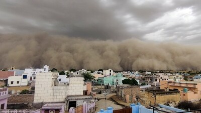 Folk artist killed and three others were injured after a wall of a resort collapsed during a strong dust storm in Rajasthan's Jaisalmer (PTI)