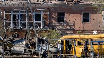 Russian drone and missile strikes in the eastern Ukrainian city of Dnipro killed five people and wounded 25, according to local authorities. (AFP) Russian drone and missile strikes in the eastern Ukrainian city of Dnipro killed five people and wounded 25, according to local authorities. (AFP)
