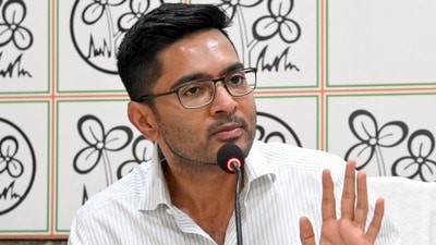 তৃণমূলের সর্বভারতীয় সাধারণ সম্পাদক অভিষেক বন্দ্যোপাধ্যায়কে নিয়ে বিস্ফোরক অভিযোগ করেন অর্জুন। (@AITCofficial X) তৃণমূলের সর্বভারতীয় সাধারণ সম্পাদক অভিষেক বন্দ্যোপাধ্যায়কে নিয়ে বিস্ফোরক অভিযোগ করেন অর্জুন। (@AITCofficial X)