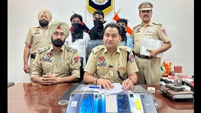 DCP Sameer Verma with the arrested persons on Wednesday. (HT File)