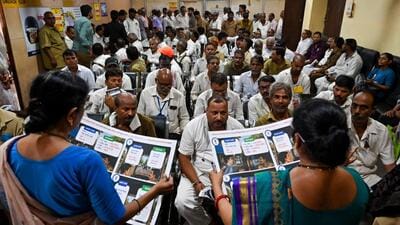 Mumbai, India. June 03, 2026 - Wadala Regional Transport Office (RTO) launched the Marathi learning class for non-Maharashtrian Rickshaw and Taxi drivers at the RTO office in Wadala, following the Maharashtra government's mandate that all auto-rickshaw and taxi drivers possess a working knowledge of spoken Marathi to communicate destinations and fares to passengers. Mumbai, India. June 03, 2026. (Photo by Raju Shinde/HT Photo) (Raju Shinde) Mumbai, India. June 03, 2026 - Wadala Regional Transport Office (RTO) launched the Marathi learning class for non-Maharashtrian Rickshaw and Taxi drivers at the RTO office in Wadala, following the Maharashtra government's mandate that all auto-rickshaw and taxi drivers possess a working knowledge of spoken Marathi to communicate destinations and fares to passengers. Mumbai, India. June 03, 2026. (Photo by Raju Shinde/HT Photo) (Raju Shinde)