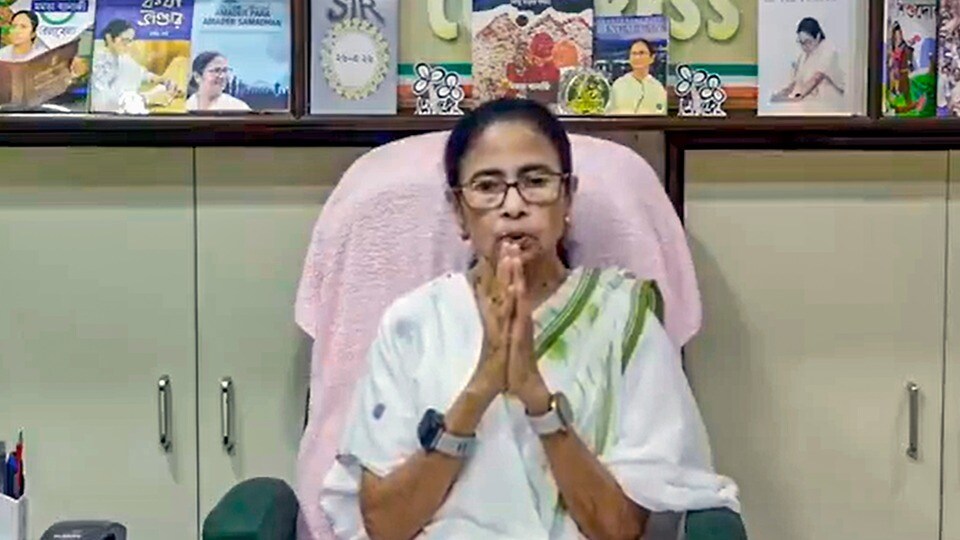 সংগঠন পুনর্গঠনে বড় পদক্ষেপ TMCর (@MamataOfficial)