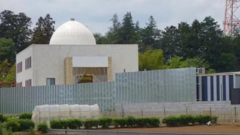জাপানের সাইতামা প্রদেশের কাওয়াগোয়ে শহরে একটি মসজিদকে ঘিরে বড় বিতর্ক তৈরি হয়েছে।