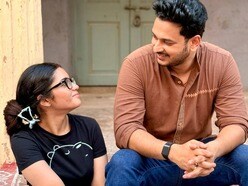 দূরত্বেই কি বাড়ে প্রেম? ২০০ পর্ব পার, পরকীয়া বিতর্কের মুখে ছাই,সেলিব্রেশনে সাইনা