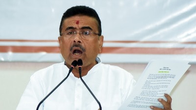 সাধারণ মানুষের সমস্যা ও অভিযোগ দ্রুত প্রশাসনের কাছে পৌঁছে দিতে নতুন কর্মসূচি ‘আপনার সরকার আপনার পাশে’-র সূচনা করল রাজ্য সরকার। (utpal sarkar) সাধারণ মানুষের সমস্যা ও অভিযোগ দ্রুত প্রশাসনের কাছে পৌঁছে দিতে নতুন কর্মসূচি ‘আপনার সরকার আপনার পাশে’-র সূচনা করল রাজ্য সরকার। (utpal sarkar)