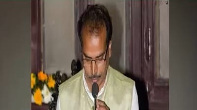 ধৃত কাউন্সিলরের নাম বিশ্বজিৎ মণ্ডল। তিনি কলকাতা পুরসভার ১১৪ নম্বর ওয়ার্ডের কাউন্সিলর ধৃত কাউন্সিলরের নাম বিশ্বজিৎ মণ্ডল। তিনি কলকাতা পুরসভার ১১৪ নম্বর ওয়ার্ডের কাউন্সিলর