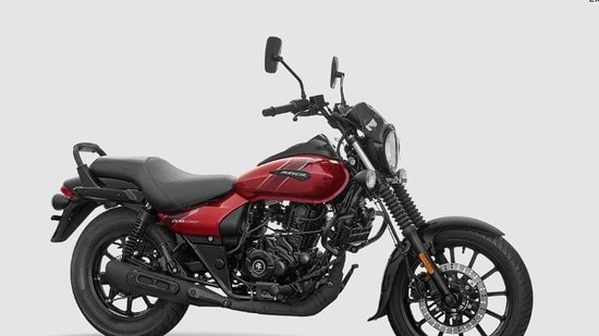 బజాజ్ అవెంజర్ 220 స్ట్రీట్..