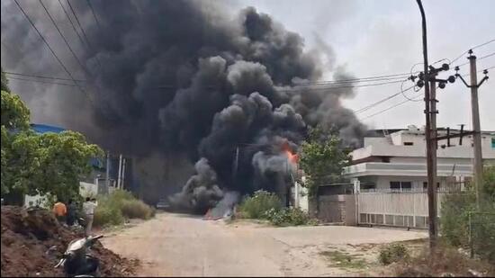 Officers said the workers sustained burn injuries and were shifted to a nearby hospital, where they are undergoing treatment.