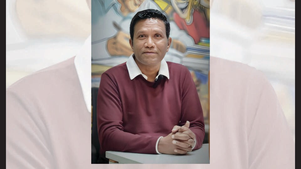 Cartoonist Savio Mascarenhas says he loves listening to songs by Jim Reeves.
