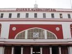 Mumbai...31st March 2011...News... Mumbai Central Railway Station - Photo by Kalpak Pathak (Hindustan Times)