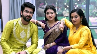 জোয়ার ভাঁটা বেঙ্গল টপার! খুশিতে জামা খুলে নাচ ভানুর, সঙ্গ দিল নিশা-উজি-ঋষি