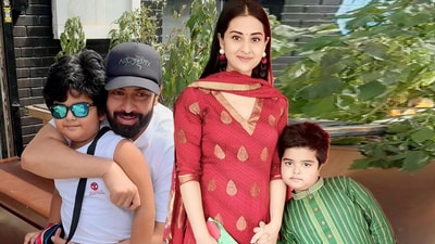 এক মাস আগেই মেয়ের মা হয়েছেন বুবলী! শাকিব-কন্যার নাম কী? জানালেন তারকা জুটি এক মাস আগেই মেয়ের মা হয়েছেন বুবলী! শাকিব-কন্যার নাম কী? জানালেন তারকা জুটি