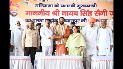 Saini also announced a special amount of ₹5 crore for the development works of the Sadhaura area. (HT Photo) Saini also announced a special amount of ₹5 crore for the development works of the Sadhaura area. (HT Photo)