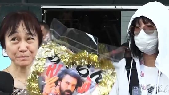 రామ్ చరణ్ పెద్ది క్రేజ్.. మూవీ కోసమే టోక్యో నుంచి హైదరాబాద్ వచ్చిన జపాన్ ఫ్యాన్స్ (x/Telugu70mm)