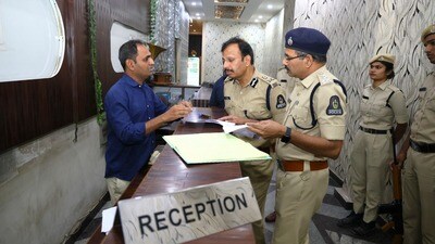 హైదరాబాద్‌లో అర్థరాత్రి ఆపరేషన్ కవచ్