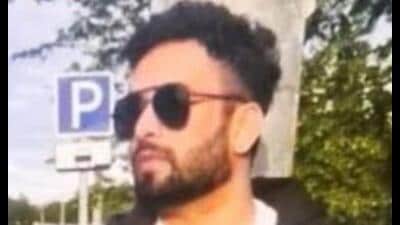 Harjinder Singh Mann, 33, who had turned the knife on himself after stabbing Dimple Khatri to death, had remained critical and unfit to record a statement. (HT Photo)