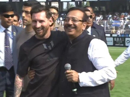 অভিযোগ, এলআইসি-র ২১ কাঠা জামি দখল করে ছিল বিশ্বাস ব্রাদার্সের সুরুচি সংঘ।