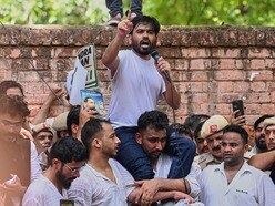ইঙ্গিতবাহী বার্তা অভিজিৎ দিপকে'র