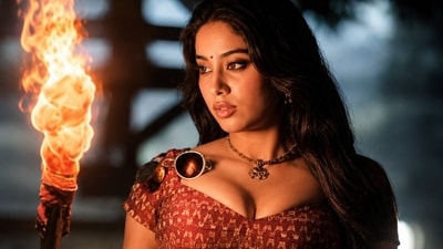 Janhvi Kapoor's make-up artist defends her amid Peddi criticism. Janhvi Kapoor's make-up artist defends her amid Peddi criticism.