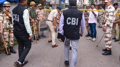 কেন্দ্রীয় তদন্তকারী সংস্থা উত্তরপ্রদেশের বালিয়া জেলা থেকে জ্ঞানেন্দ্রপ্রতাপ সিংহ ওরফে মনু নামে এক অভিযুক্তকে গ্রেপ্তার করেছে। (PTI)