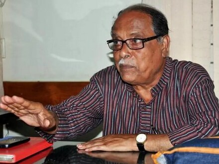 আচমকা পা পিছলে পড়ে গিয়ে মাথায় গুরুতর আঘাত পান অশোক ভট্টাচার্য