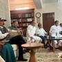 শুভেন্দু অধিকারী পৌঁছনোর আগেই তিনটি গাড়িতে করে ভূপেন্দ্র যাদবের বাড়িতে পৌঁছে যান তৃণমূলের একাধিক বিক্ষুব্ধ সাংসদ।
