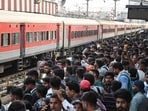 Huge rush at Lucknow’s Charbagh railway station on Tuesday with candidates returning to their respective native districts after appearing for the examination. (HT Photo)