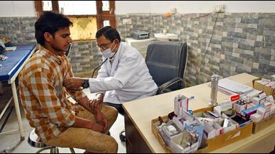 The common man also needs to understand the perils of indiscriminate testing. Doctors are, in general, well meaning. But they face intense pressure to be seen as doing something rather than simply providing reassuring advice. (HT Archive) The common man also needs to understand the perils of indiscriminate testing. Doctors are, in general, well meaning. But they face intense pressure to be seen as doing something rather than simply providing reassuring advice. (HT Archive)