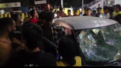 When Verma was cornered by the crowd, he called the police for help. A team from Sector 20 police station rushed to the spot and rescued him. (Video grab/HT Photo) When Verma was cornered by the crowd, he called the police for help. A team from Sector 20 police station rushed to the spot and rescued him. (Video grab/HT Photo)