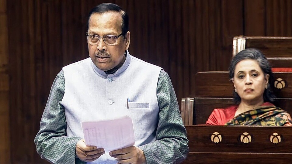 সুখেন্দুর দাবি, তিনি যদি দল থেকে নিজেকে সরিয়ে না নিতেন, তাহলে সুপারি কিলার দিয়ে খুনও করা হতে পারত।(Sansad TV)