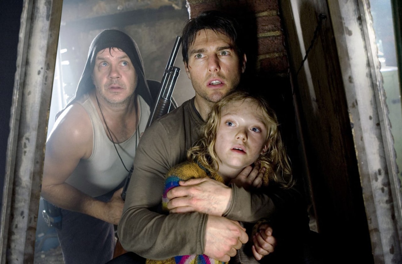 Tim Robbins, Tom Cruise and Dakota Fanning in ‘War of the Worlds.’ Tim Robbins, Tom Cruise and Dakota Fanning in ‘War of the Worlds.’