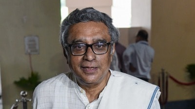 রাজ্যের হাল ফেরাতে নয়া রূপরেখা নতুন অর্থমন্ত্রীর (Debajyoti Chakraborty)