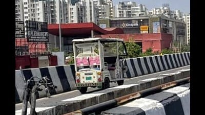 Drivers were penalised for offences such as operating without valid documents, ferrying passengers beyond the permitted capacity and causing traffic congestion by parking or soliciting passengers at unauthorised locations. (File Photo) Drivers were penalised for offences such as operating without valid documents, ferrying passengers beyond the permitted capacity and causing traffic congestion by parking or soliciting passengers at unauthorised locations. (File Photo)