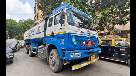 Mumbai, India. June 10, 2026 - Kavita Sharma, a resident of Antop Hill, died, and her brother was injured when a speeding oil tanker struck their scooter near Sion Circle in Mumbai. Mumbai, India. June 10, 2026. (Photo by Raju Shinde/HT Photo) (Raju Shinde)