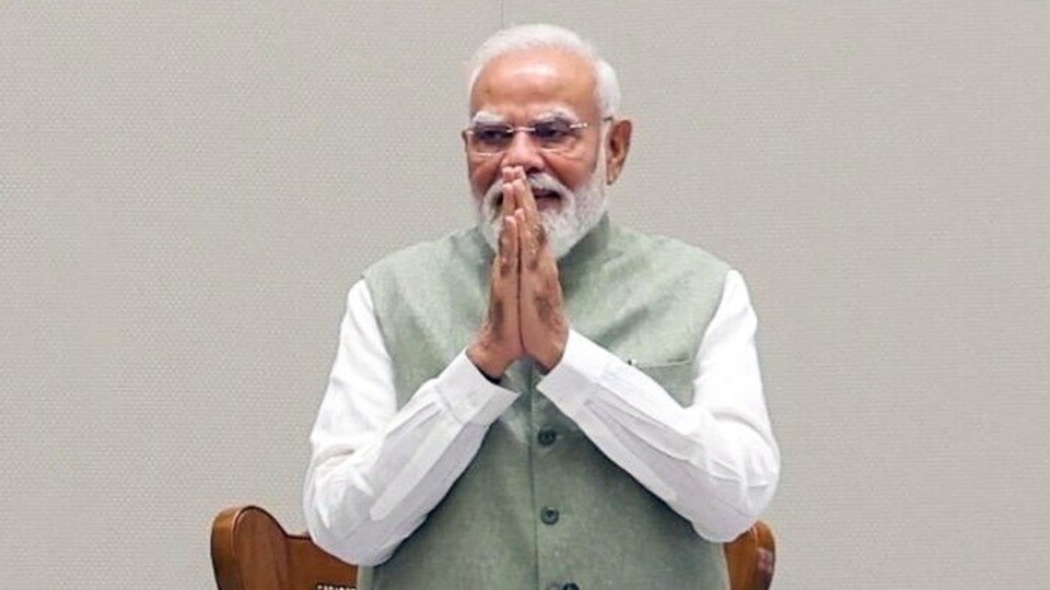 ফিরে দেখা ‘মোদী যুগ’ (PMO)