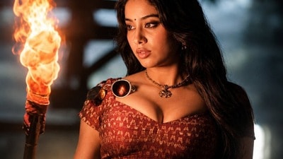 Janhvi Kapoor's make-up artist defends her amid Peddi criticism. Janhvi Kapoor's make-up artist defends her amid Peddi criticism.
