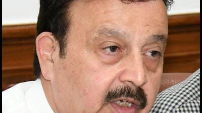 Singh directed the GMDA and other civic agencies to complete projects within the stipulated timelines and ensure better coordination among departments. Singh directed the GMDA and other civic agencies to complete projects within the stipulated timelines and ensure better coordination among departments.