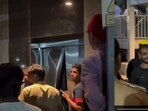 ఉప్పల్ స్కైవాక్ లిఫ్టులో ఇరుక్కున్న యువకుడు