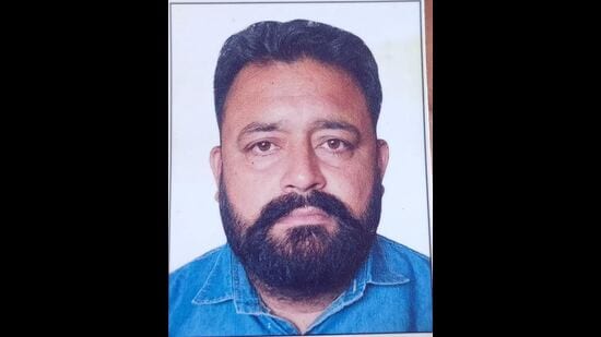 Hoshiarpur police said the victim, Harpinder Singh, was an office-bearer of Shiromani Akali Dal’s transport wing. (HT)